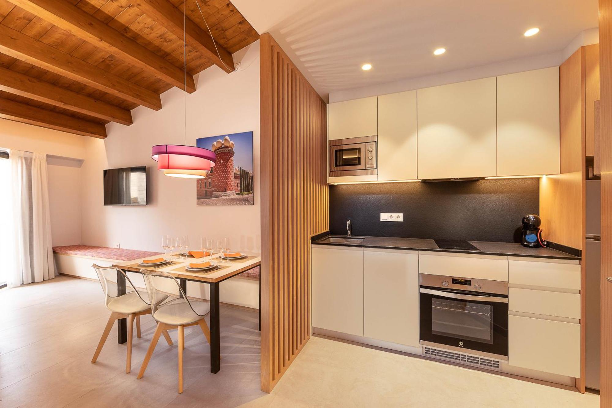 C&C Apartments Figueres  Exteriör bild
