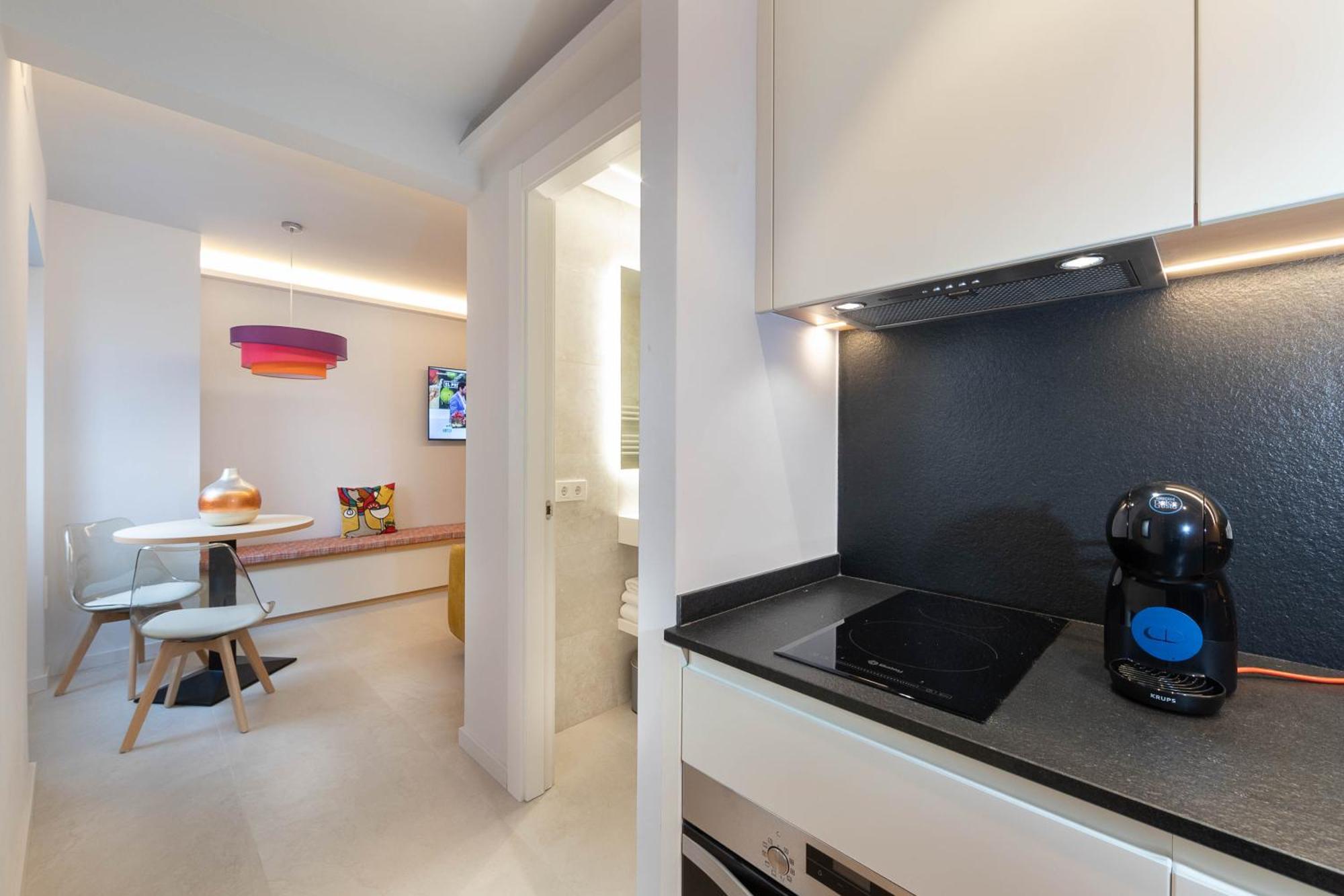 C&C Apartments Figueres  Exteriör bild